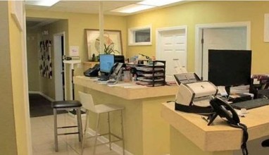 2500 NE 15th Ave, Wilton Manors, FL en alquiler Foto del interior- Imagen 2 de 2