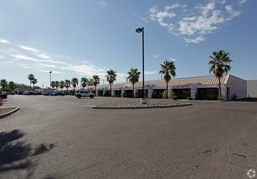 1241 E Broadway Rd, Mesa, AZ en alquiler - Foto del edificio - Imagen 3 de 17