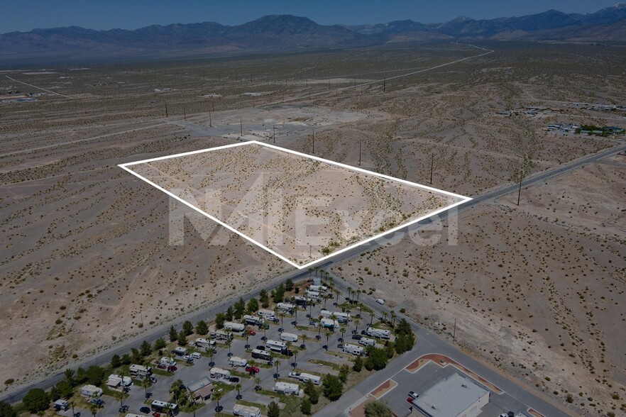 2440 Charleston Park ave, Pahrump, NV en venta - Foto del edificio - Imagen 2 de 6