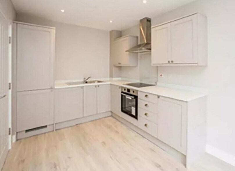 20 Cloth Hall St, Huddersfield en venta - Foto del edificio - Imagen 2 de 5