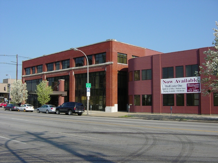 501-505 E Broadway, Louisville, KY en alquiler - Foto del edificio - Imagen 2 de 14