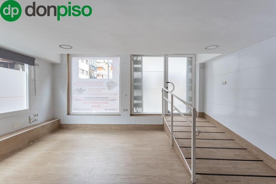 Calle Martín Bohorquez, Granada, Granada en venta - Foto del interior - Imagen 2 de 13