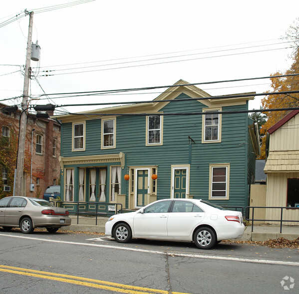 1 Albany Ave, Kinderhook, NY en venta - Foto del edificio - Imagen 3 de 9