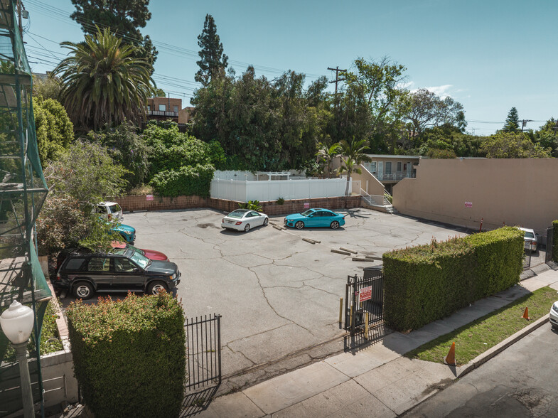 10330 Bellwood Ave, Los Angeles, CA en venta - Foto del edificio - Imagen 3 de 5