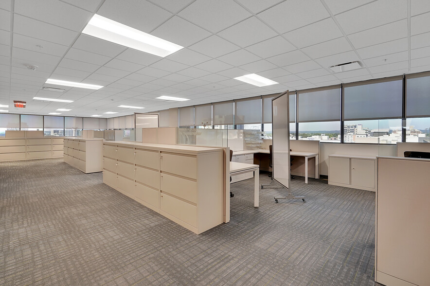 515 W Market St, Louisville, KY en alquiler - Foto del interior - Imagen 2 de 21