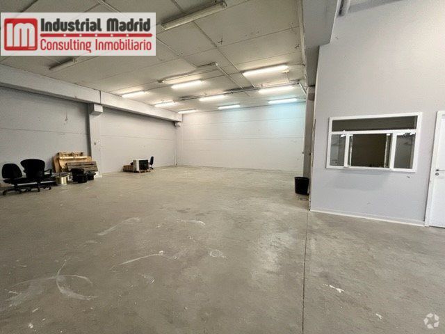 Nave en San Fernando de Henares, Madrid en venta Foto del interior- Imagen 1 de 2