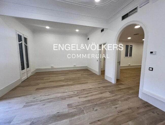 Más detalles de Oficina en alquiler