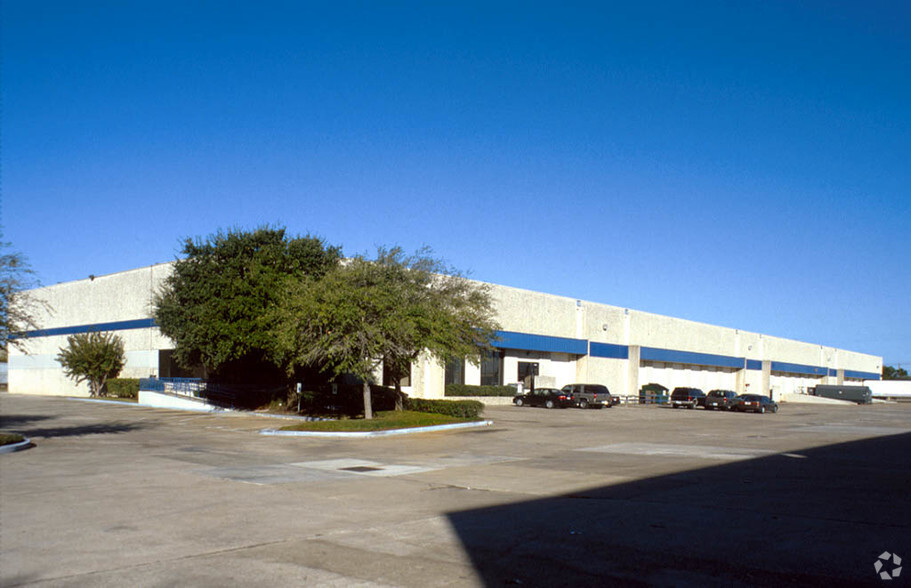 2155 Silber Rd, Houston, TX en alquiler - Foto del edificio - Imagen 2 de 4