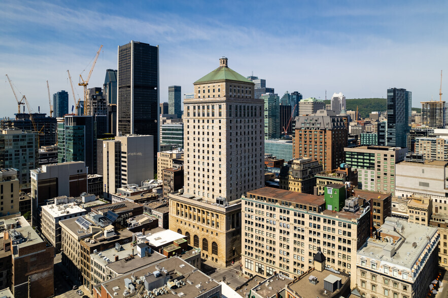 360 Rue Saint-Jacques, Montréal, QC en alquiler - Foto del edificio - Imagen 2 de 4