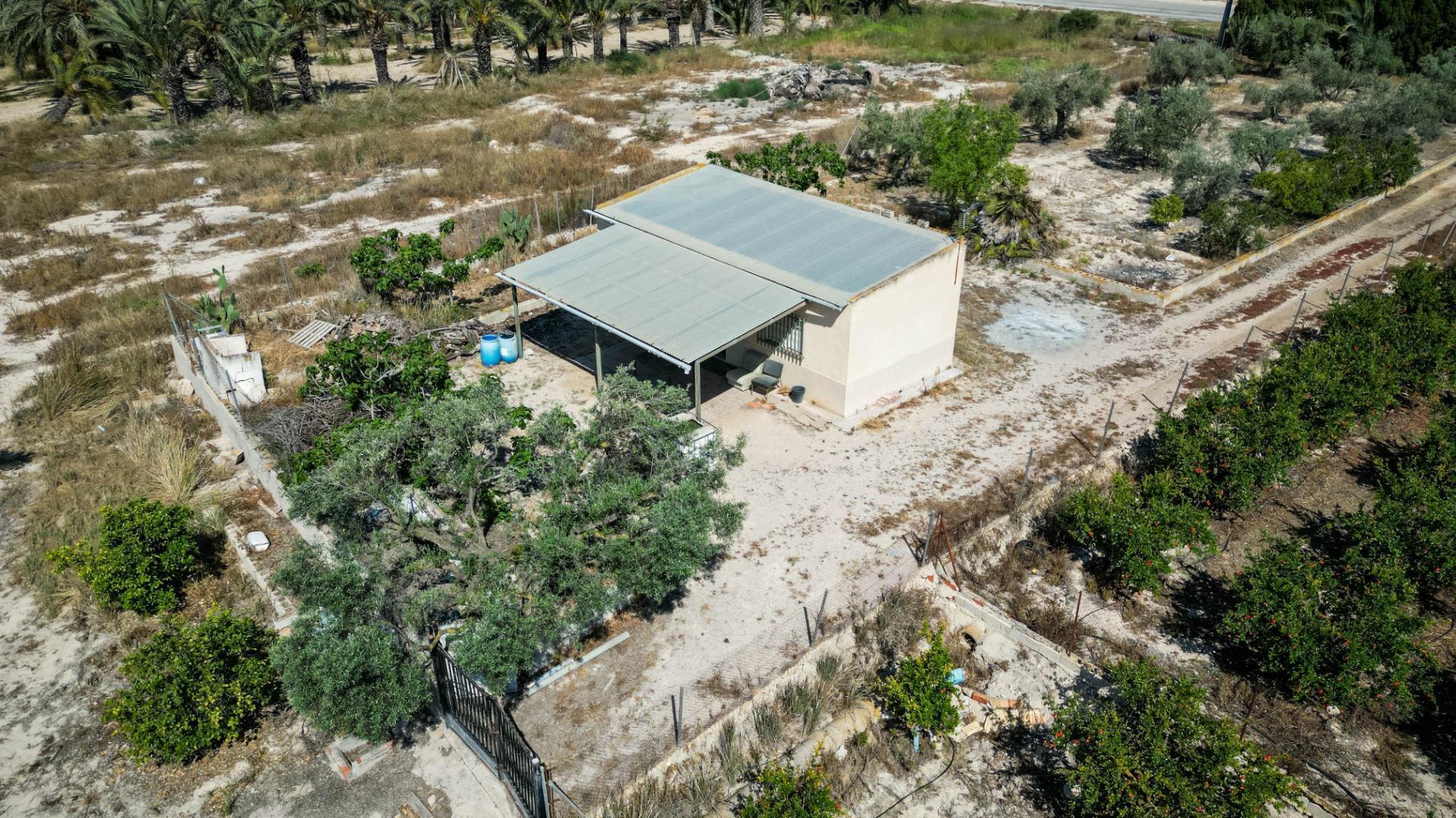 Terreno en Crevillent, Alicante en venta Foto del edificio- Imagen 1 de 40