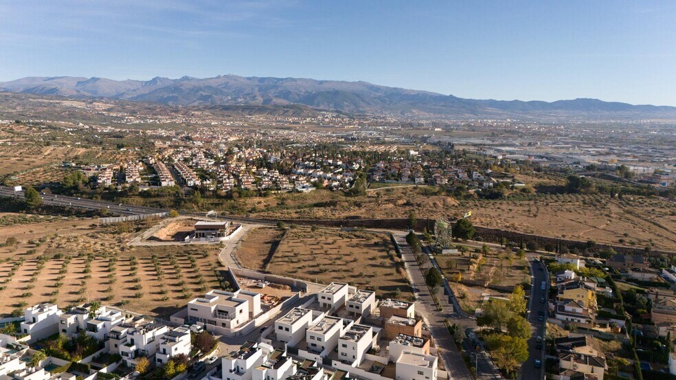 Terreno en Albolote, Granada en venta - Vista aérea - Imagen 2 de 11