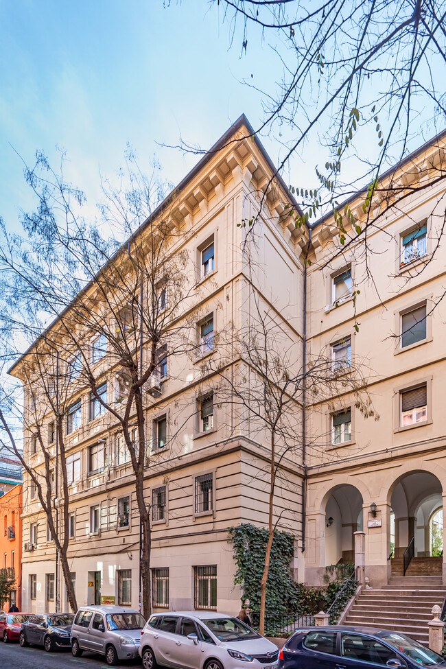 Más detalles de Edificio residencial​ en venta