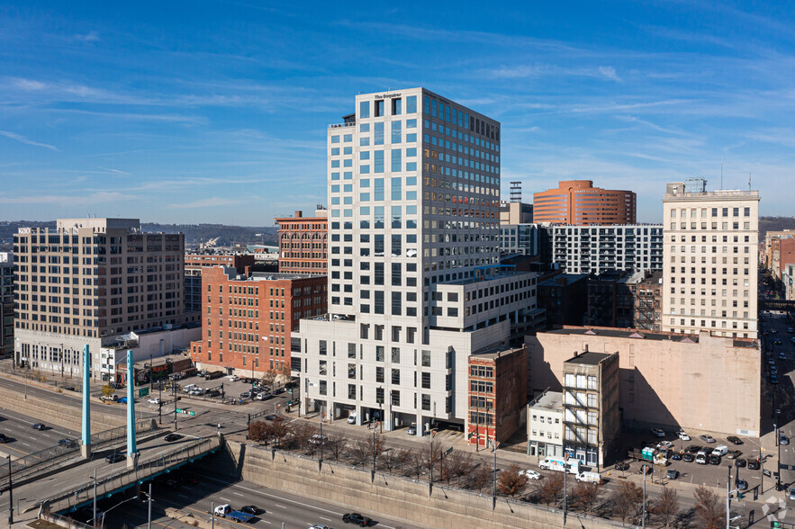 312 Elm St, Cincinnati, OH en alquiler - Foto del edificio - Imagen 2 de 8