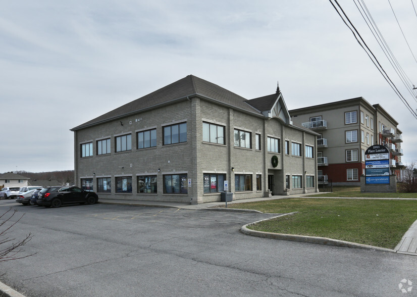 2911 Laurier St, Clarence-Rockland, ON en alquiler - Foto del edificio - Imagen 3 de 4