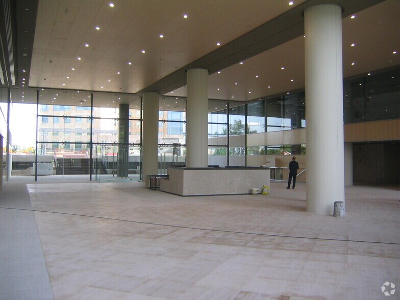 Avenida Barajas, 36, Alcobendas, Madrid en alquiler - Foto del edificio - Imagen 3 de 6