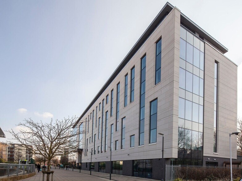 Jessop Ave, Cheltenham en alquiler - Foto del edificio - Imagen 2 de 2