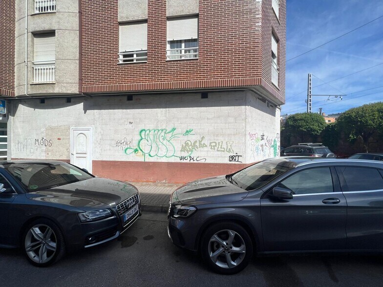 Batalla, 1, Ponferrada, León en venta - Foto del edificio - Imagen 2 de 3