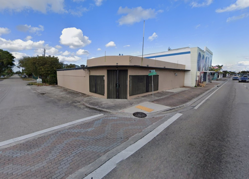 3045 W Broward Blvd, Fort Lauderdale, FL en venta - Foto del edificio - Imagen 1 de 14