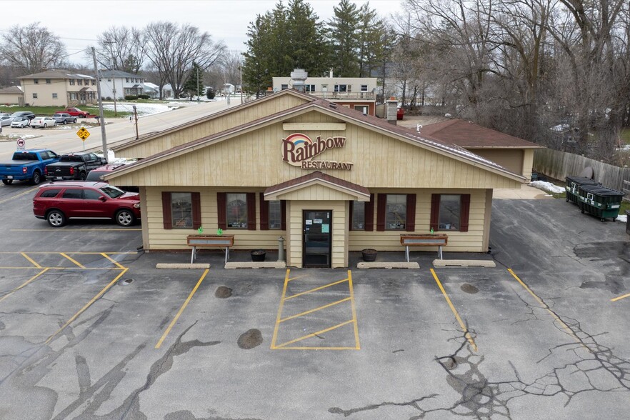 6290 S Martin Rd, New Berlin, WI en venta - Foto del edificio - Imagen 1 de 29