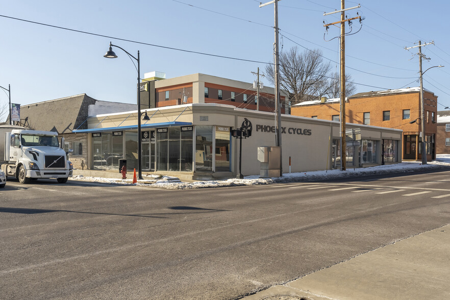 300 S Illinois Ave, Carbondale, IL en venta - Foto del edificio - Imagen 3 de 35