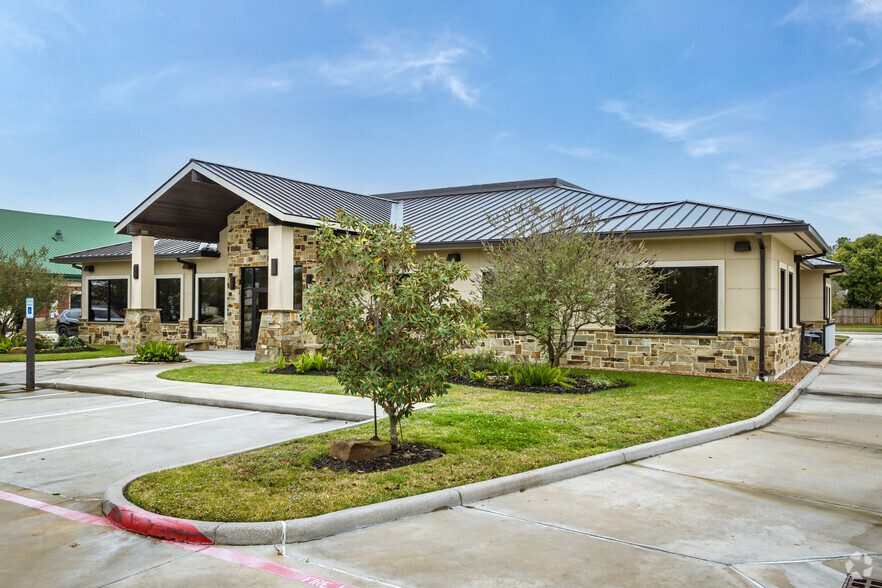 1416 E Broadway St, Pearland, TX en alquiler - Foto del edificio - Imagen 1 de 7