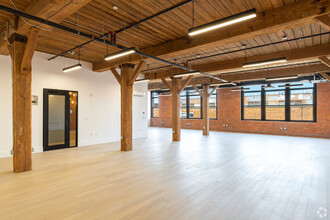 94 9th St, Brooklyn, NY en alquiler Foto del interior- Imagen 2 de 7