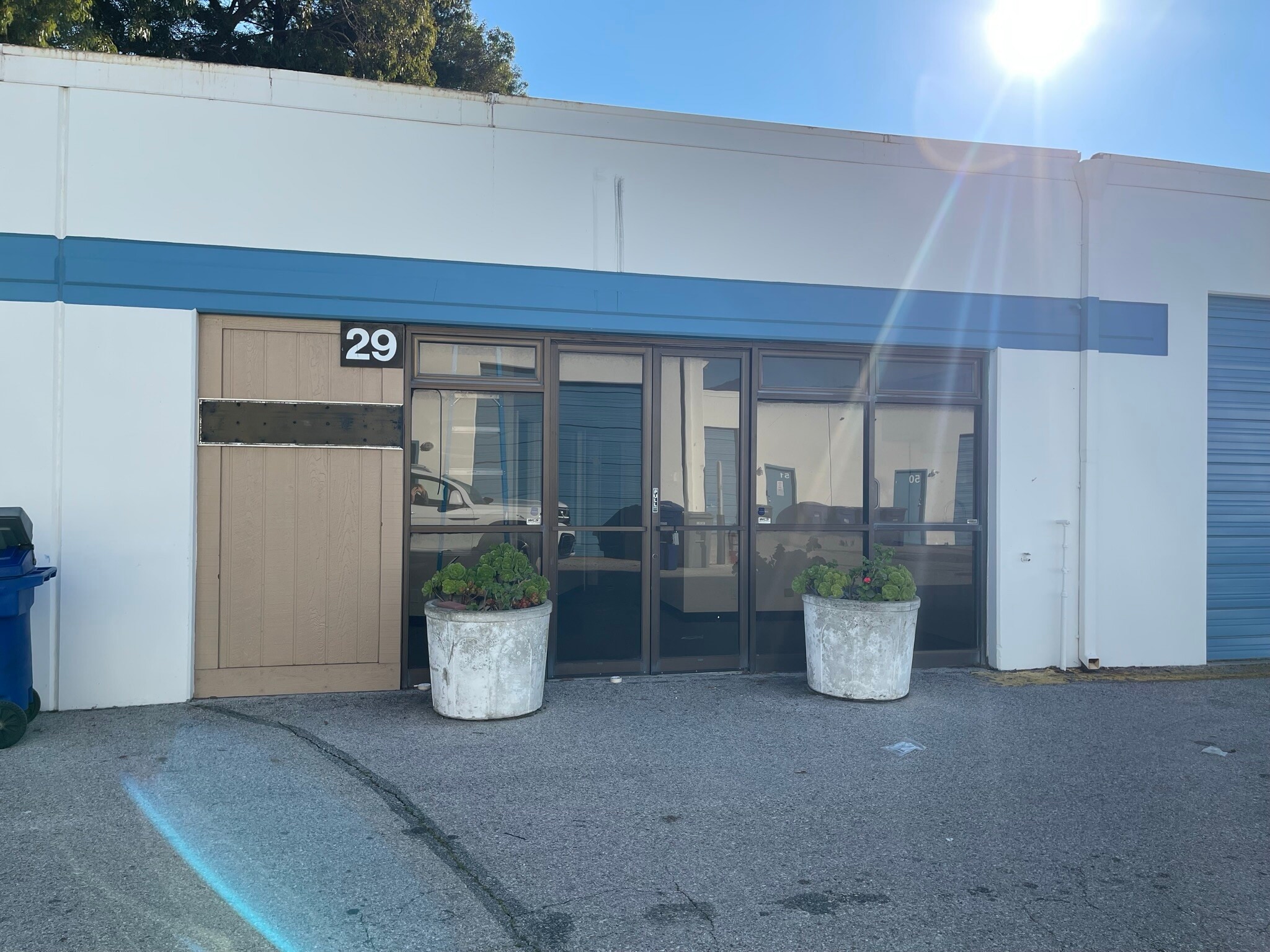 200 Valley Dr, Brisbane, CA en alquiler Foto del edificio- Imagen 1 de 12