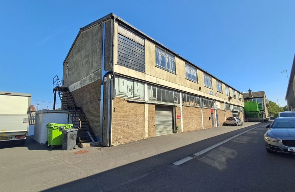 87 Beddington Ln, Croydon en alquiler Foto del edificio- Imagen 1 de 4