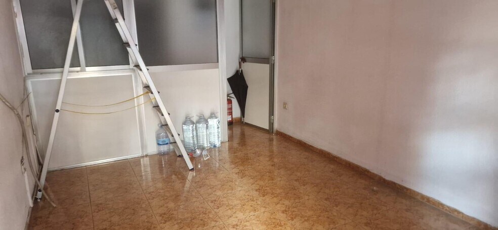 Local en Cáceres en venta - Foto del edificio - Imagen 2 de 6