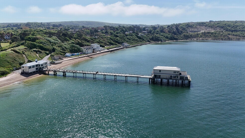 Totland Pier, Totland Bay en venta - Foto del edificio - Imagen 2 de 15