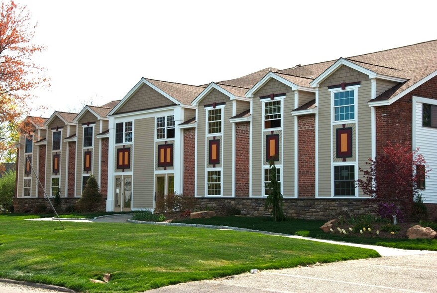 92 N Summit St, Southington, CT en alquiler - Foto del edificio - Imagen 1 de 12