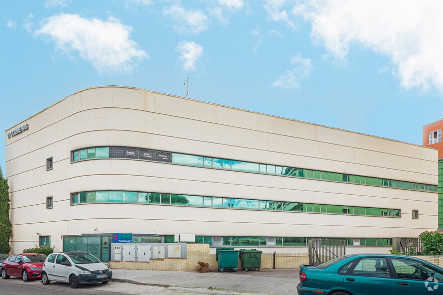 Oficina en Tres Cantos, Madrid en venta - Foto del edificio - Imagen 3 de 6