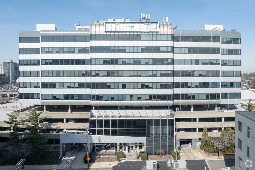 1 Bridge Plz N, Fort Lee, NJ en alquiler - Foto del edificio - Imagen 3 de 6