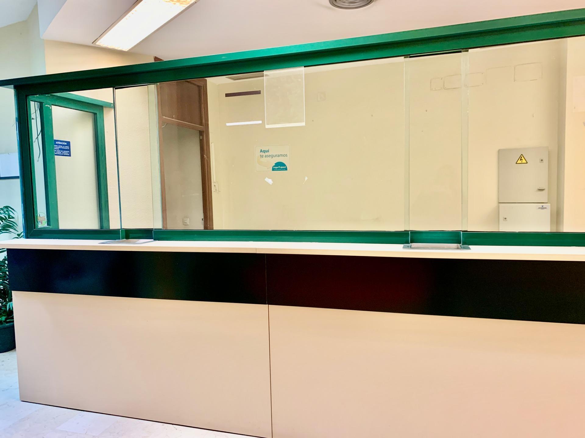 Local en Cantillana en alquiler Vestíbulo- Imagen 1 de 23