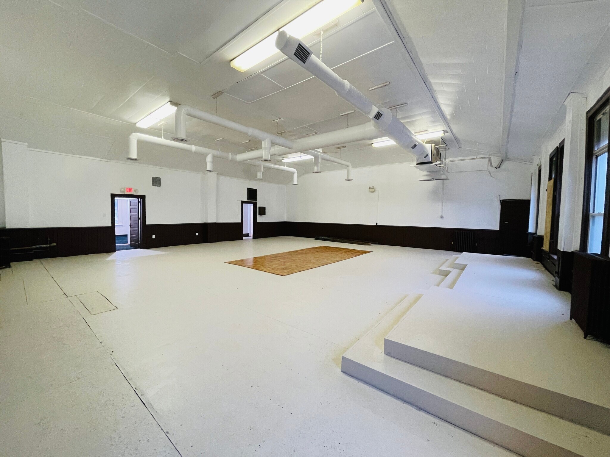 900-904 Penn Ave, Turtle Creek, PA en alquiler Foto del edificio- Imagen 1 de 8