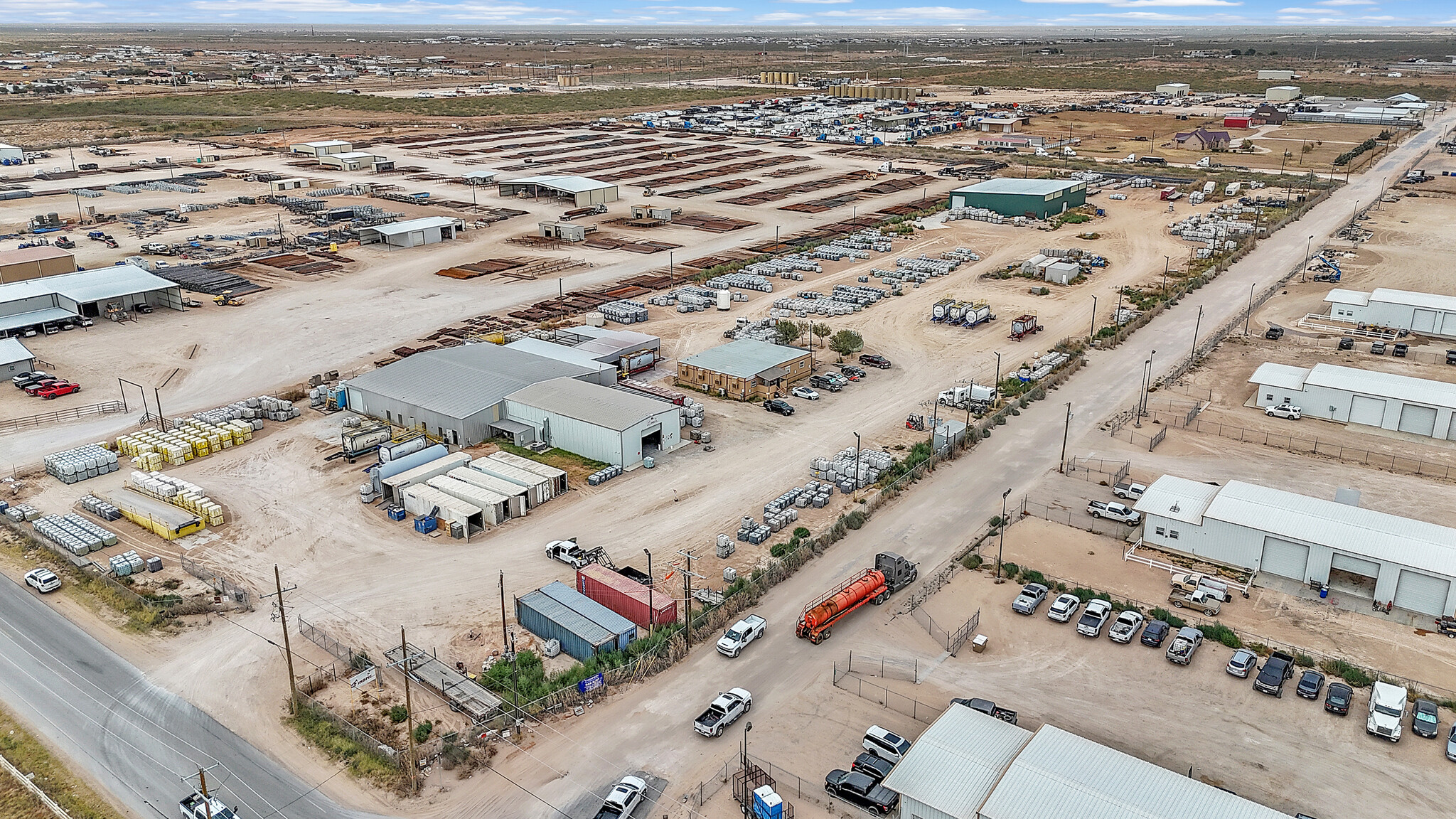 6000 N County Road 1150, Midland, TX en alquiler Foto del edificio- Imagen 1 de 11