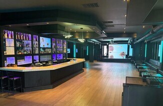 Más detalles de 12215 Ventura Blvd, Studio City, CA - Local en alquiler