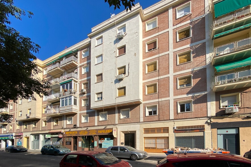 Calle de la Virgen de Nuria, Madrid, Madrid en alquiler - Foto de la construcción - Imagen 1 de 1