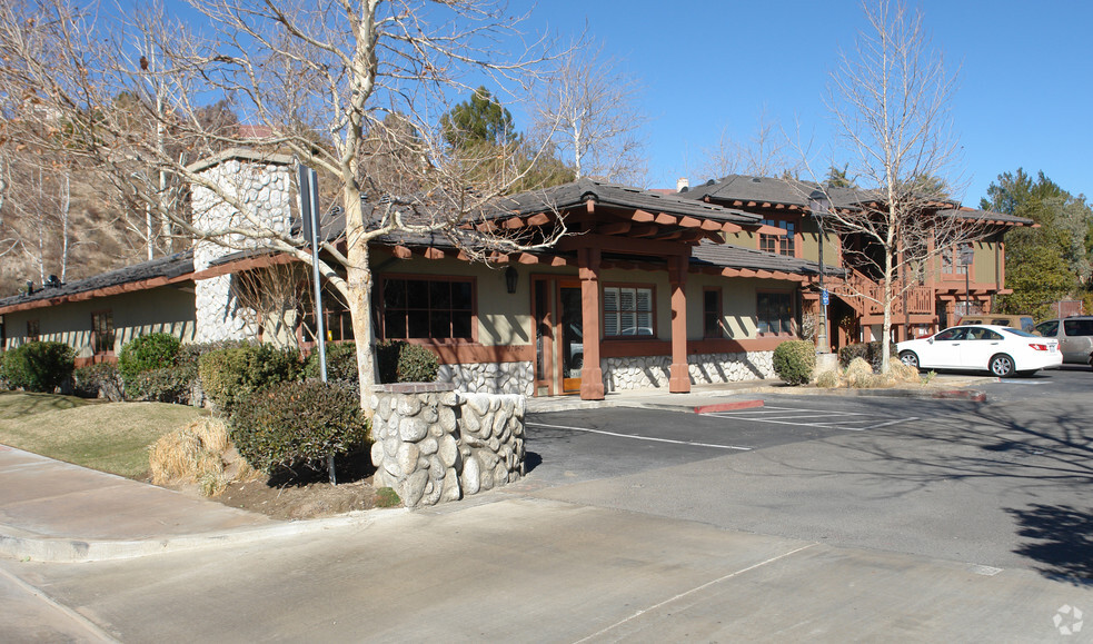 27940 Vista Canyon Blvd, Canyon Country, CA en alquiler - Foto del edificio - Imagen 3 de 9