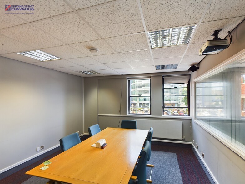 119 High St, Croydon en alquiler - Foto del interior - Imagen 3 de 4