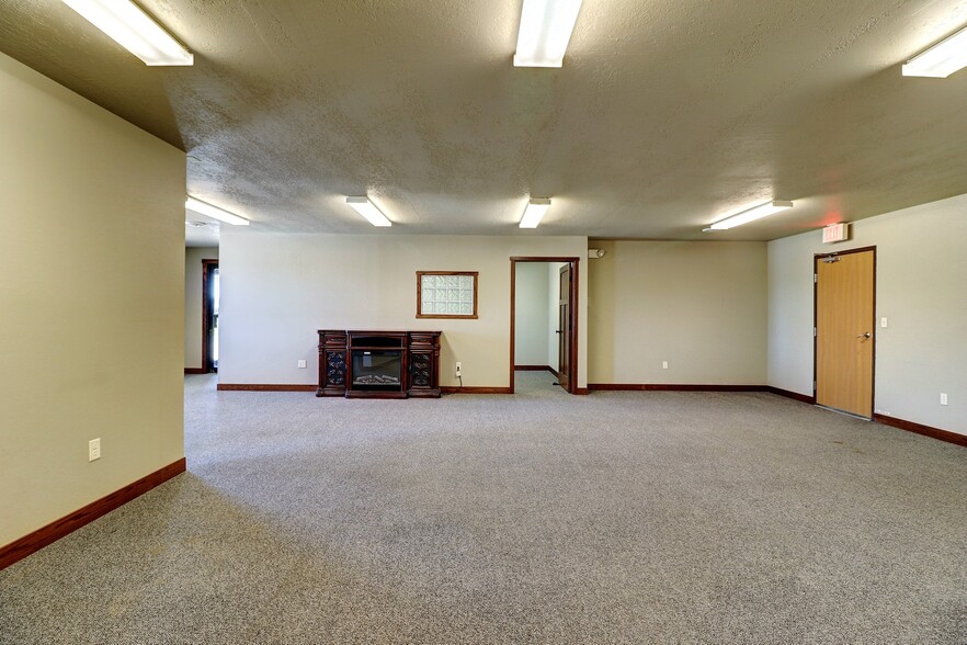 5402 53rd Ave S, Fargo, ND en alquiler - Foto del interior - Imagen 3 de 34