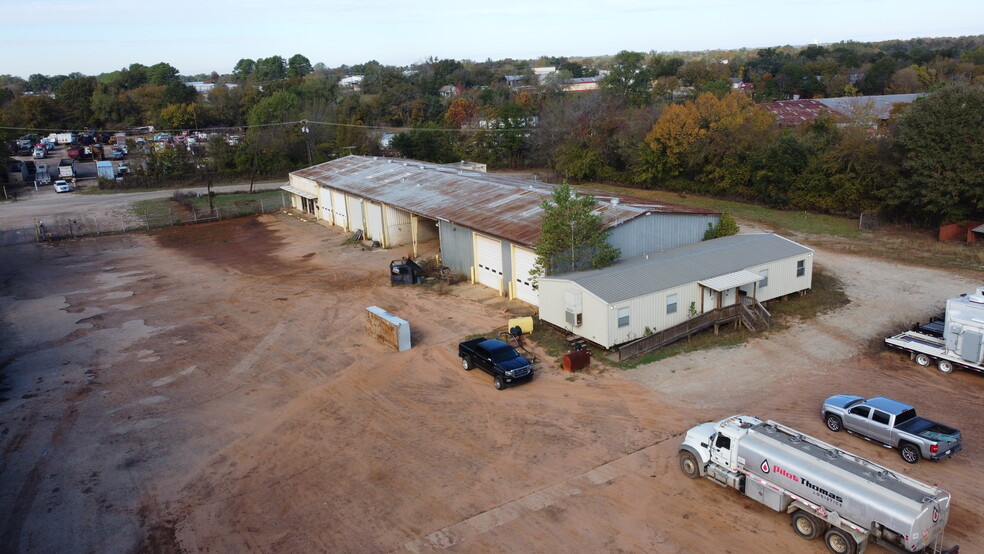 2942 N Industrial Ave, Tyler, TX en venta - Foto del edificio - Imagen 1 de 7