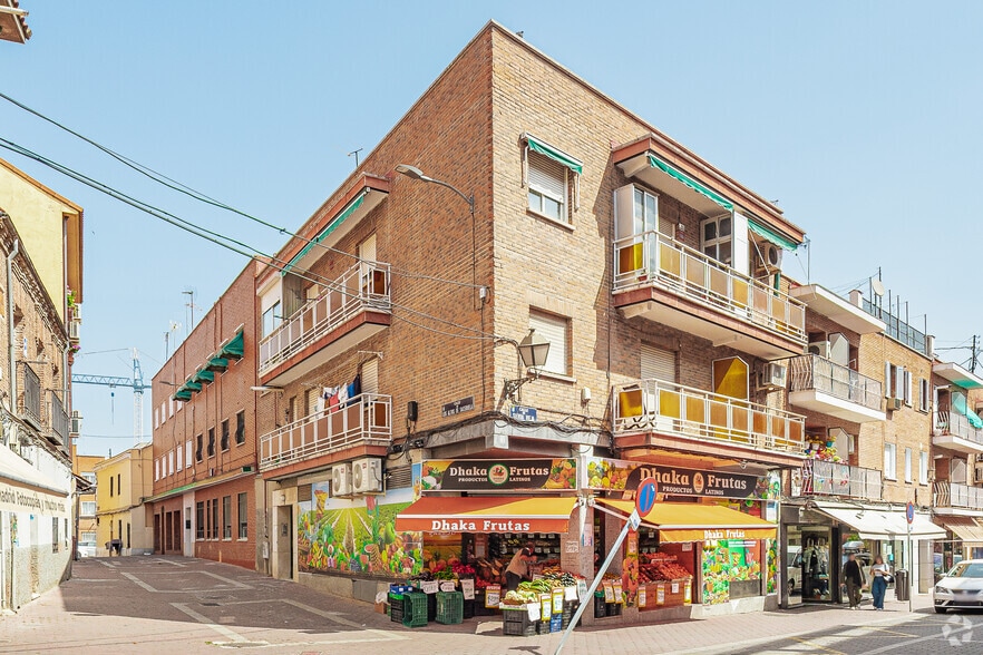 Calle los Altos de Saceruela, 2, Madrid, Madrid en venta - Foto del edificio - Imagen 1 de 10