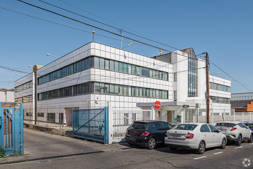 Calle Valportillo II, 7, Alcobendas, Madrid en venta - Foto del edificio - Imagen 3 de 3