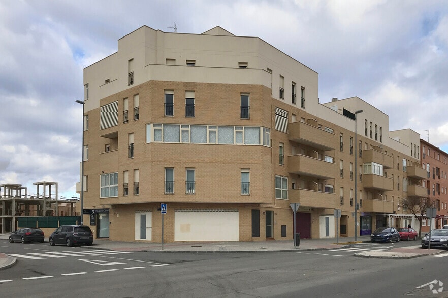 Avenida de los Derechos Humanos, Ávila, Ávila en venta - Foto del edificio - Imagen 2 de 6