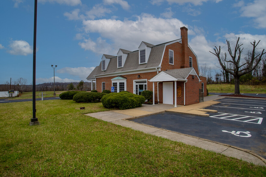 3651 Greensboro Rd, Ridgeway, VA en alquiler - Foto del edificio - Imagen 3 de 44