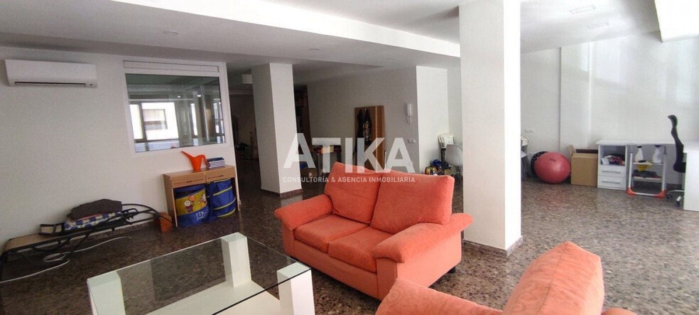 Local en València en alquiler - Foto del edificio - Imagen 1 de 12