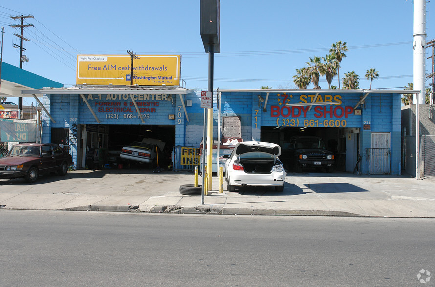 709 N Alexandria Ave, Los Angeles, CA en alquiler - Foto del edificio - Imagen 2 de 2