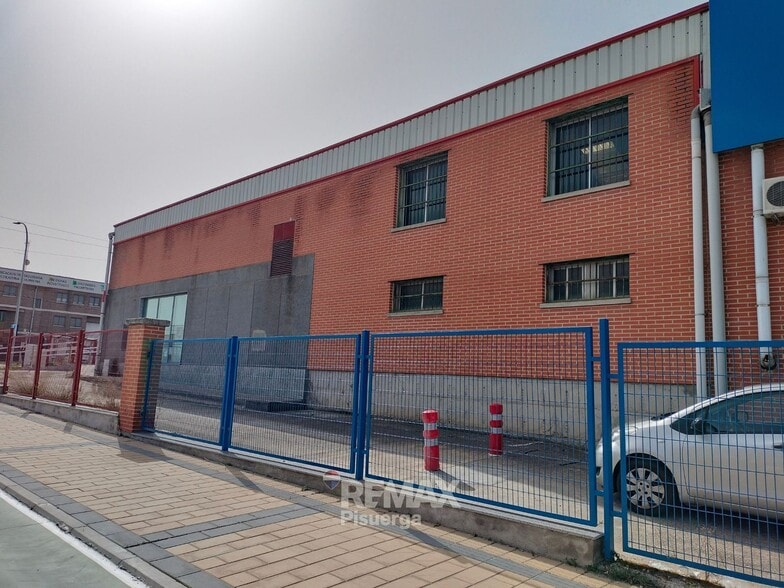 Calle Cobalto, 24, Valladolid, Valladolid en alquiler - Foto del edificio - Imagen 3 de 46