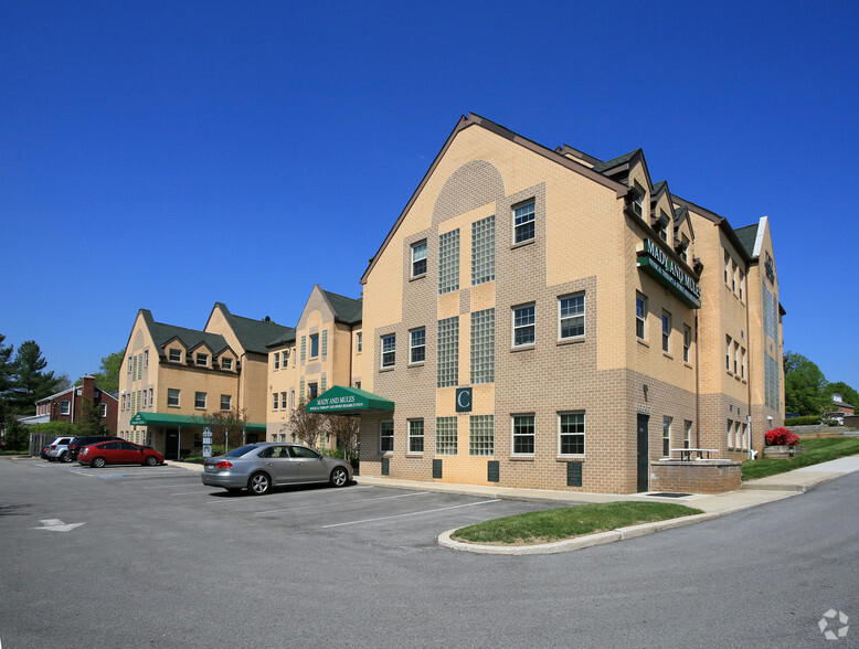 1212 York Rd, Lutherville, MD en alquiler - Foto del edificio - Imagen 2 de 21